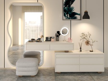 Giulia Vanity & Dresser Set